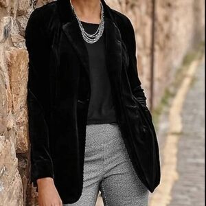JJill Whatever velvet blazer jacket black side pockets office work holiday party